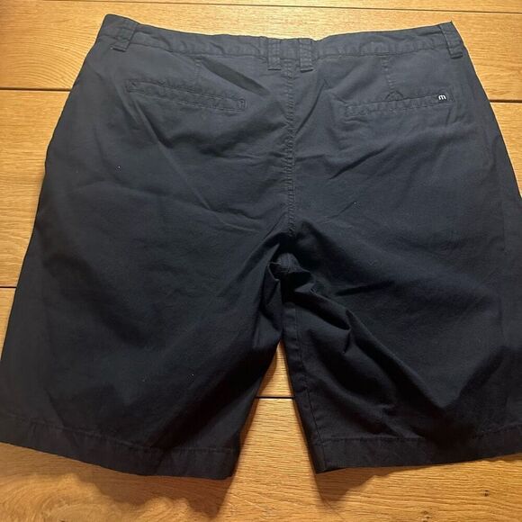 Travis Mathew black shorts golf 36 - Picture 4 of 7